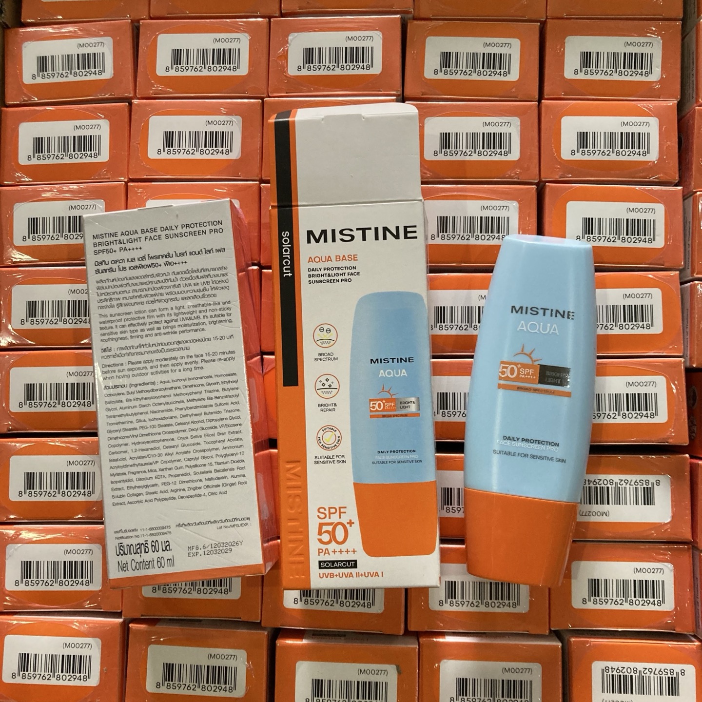 ¡20! (Nota del pedido: protector solar Mistine gorra amarilla 60ml) Mistine versión tailandesa protector solar gorra am…