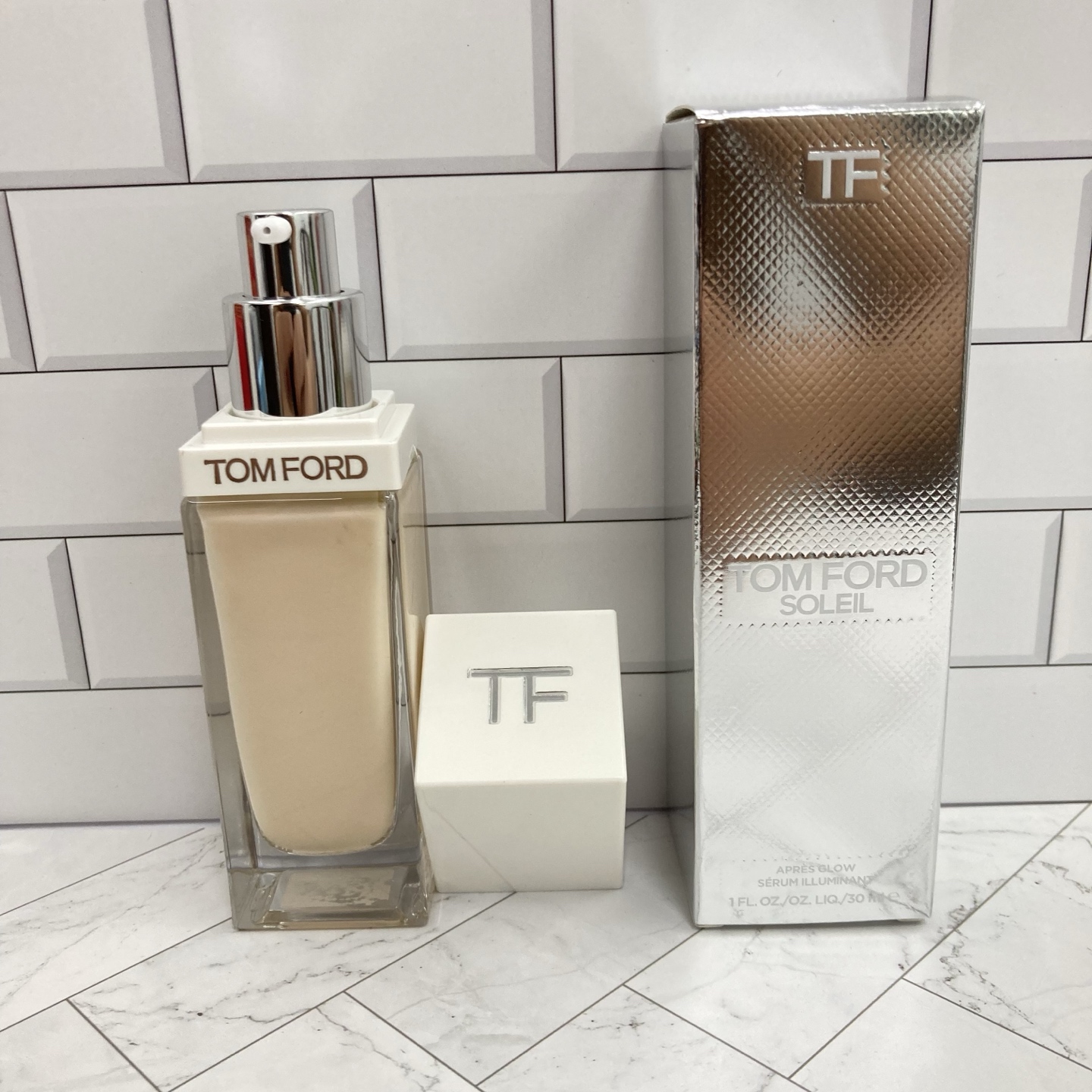 45! (Observaciones al realizar el pedido: prebase de maquillaje TF de alto brillo) TF High-gloss Morning Essence Primer…