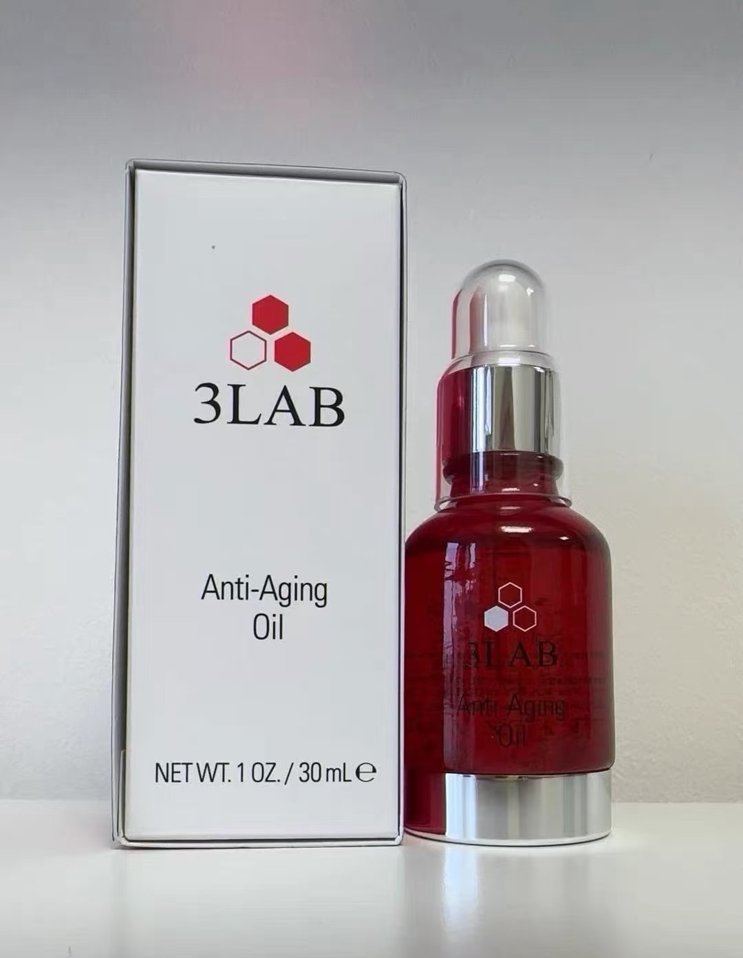 75。3LAB红皇后24k精华油30ml/明通版 🔜 一比一质量❗🇺🇸 3LAB红皇后24k精华油30ml 高端新品 独家私模 细节全对版 高功效膏体 正品质量直供 件144支 现货供应🔥