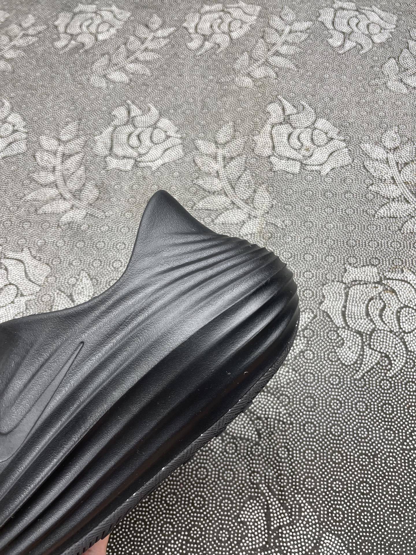 #纯原 NK ReactX Rejuven8 简约舒适百搭洞洞鞋 FV5060-001 重金购入原鞋及