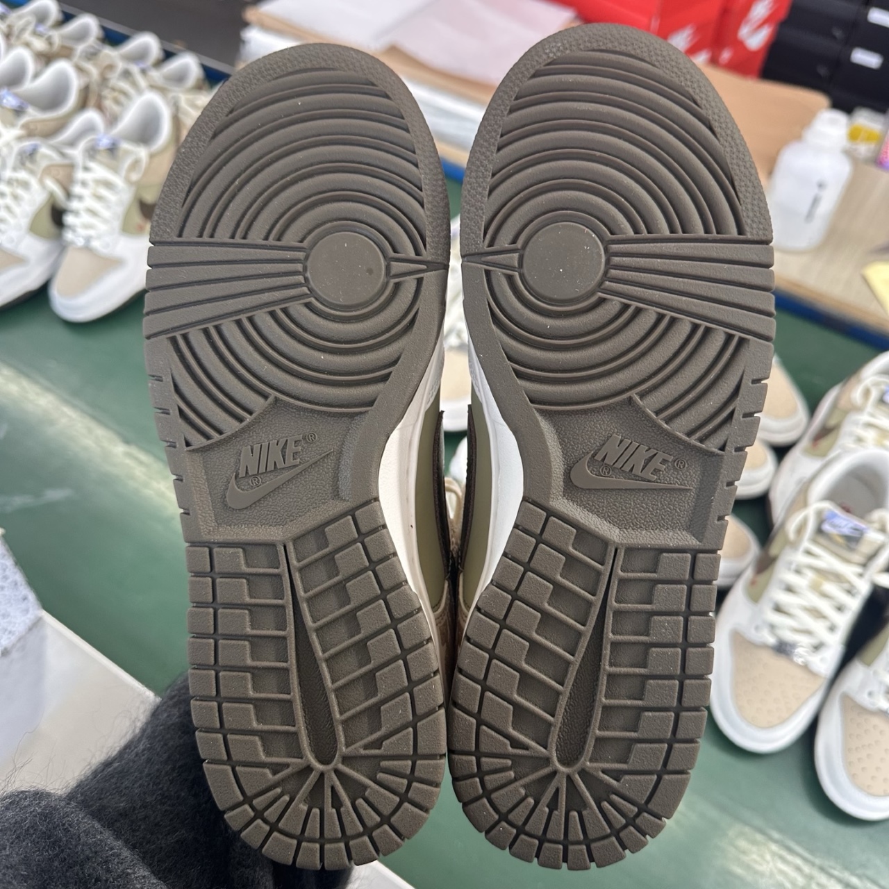 开学季马年限定Dunk特价 CS Nike Dunk Pegasus Pack 马年限定CNY新年款脱缰系列 米褐色 N 开学季马年限定Dunk特价 CS Nike Dunk Pegasus Pack 马年限定CNY新年款脱缰系列 米褐色 N