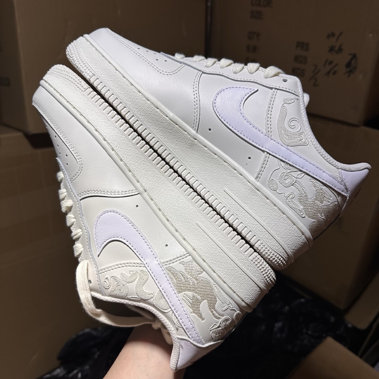 开学季马年空军特价🉐 CS Nike Air Force 1 '07 Pegasus Pack 马年限定CNY新年款脱缰 开学季马年空军特价🉐 CS Nike Air Force 1 '07 Pegasus Pack 马年限定CNY新年款脱缰