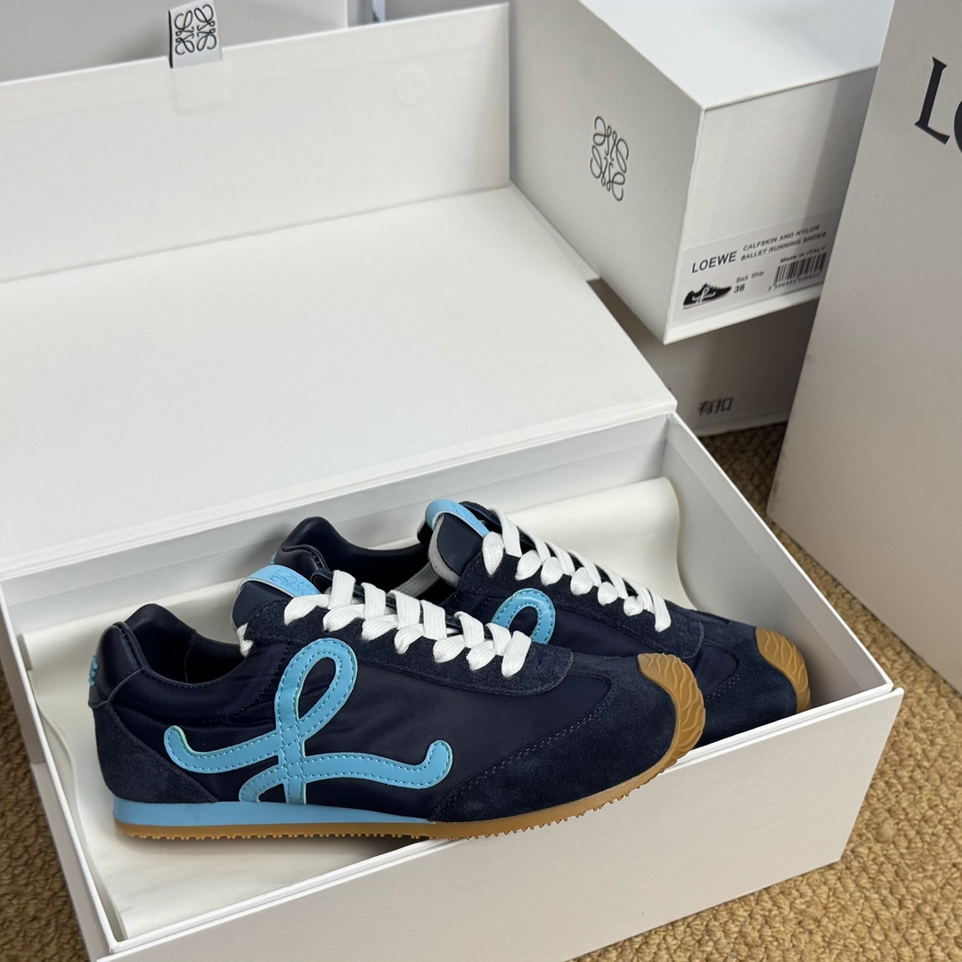[Loewe Women