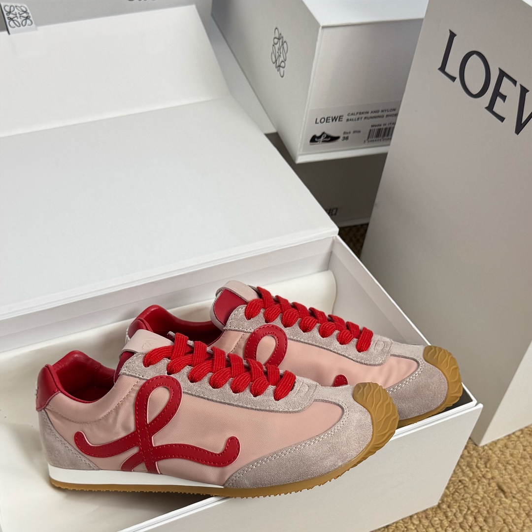 [Loewe Women