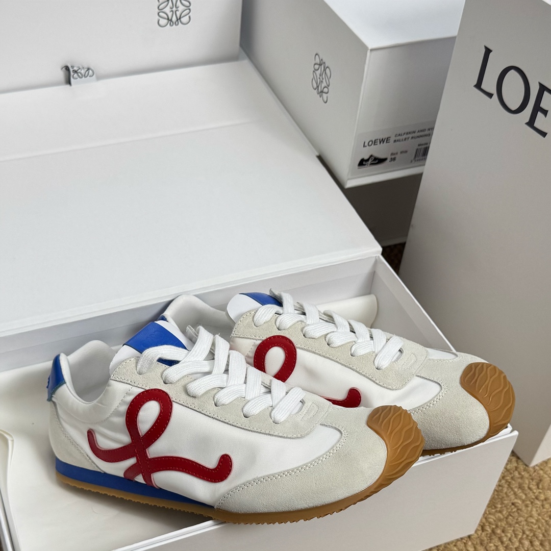 [Loewe Women