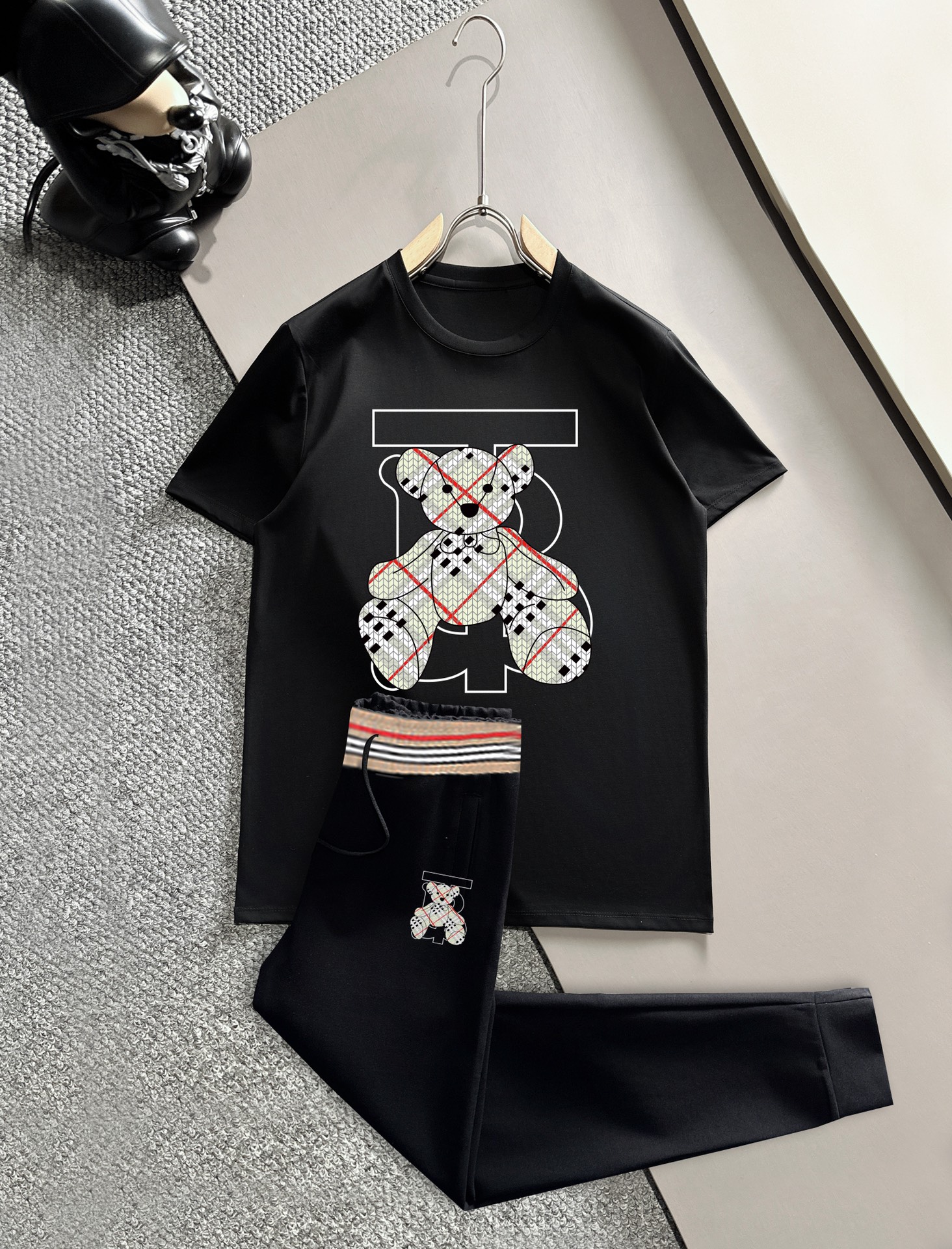 Burberry Kleding T-Shirt Trainingspak Lentecollectie Fashion Korte mouw