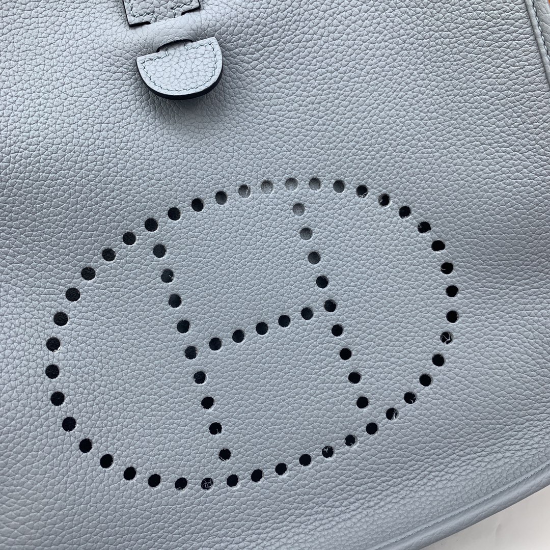 Hermès Year-end saleHand-stitched imported leather at super low price