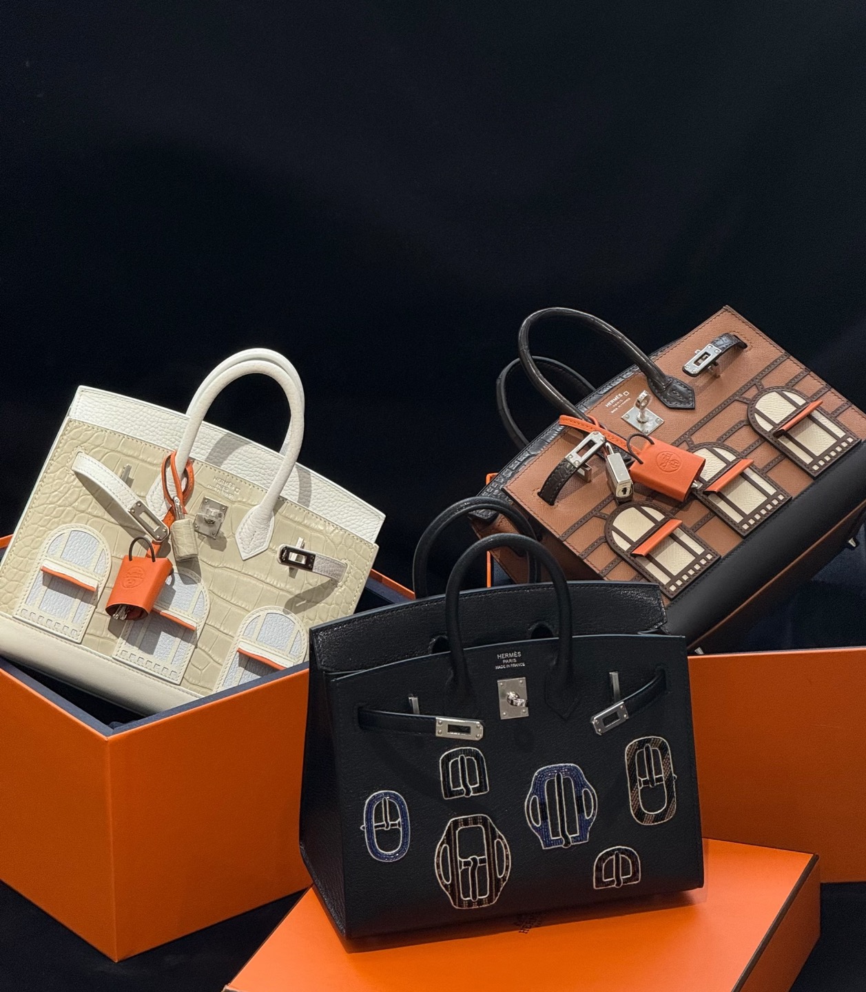 Hermès Product _dQ-qfHfoYptjzYDVsyYgC2KUzOFINOerv-l5k6A
