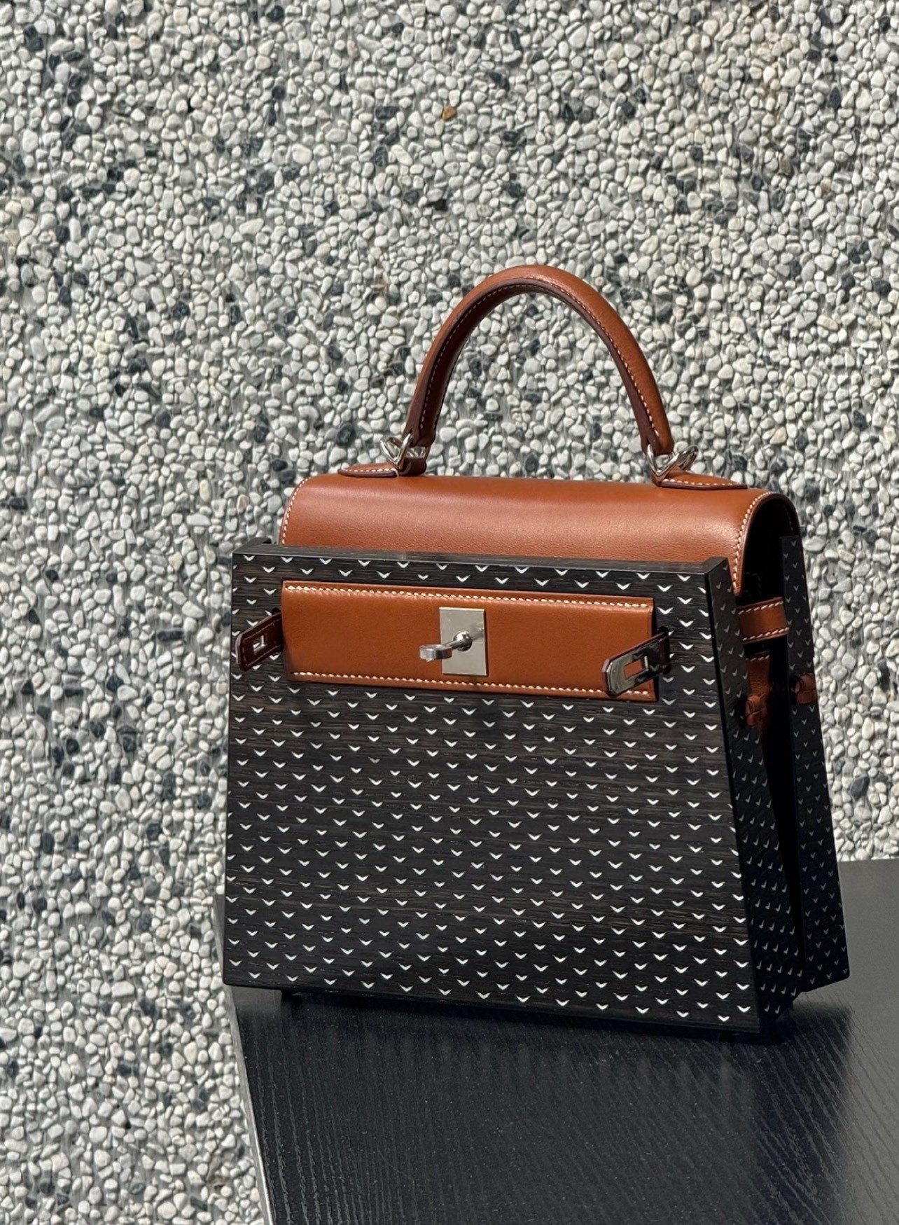 Hermès Kellywood wood bag "collectible luxury bag"!