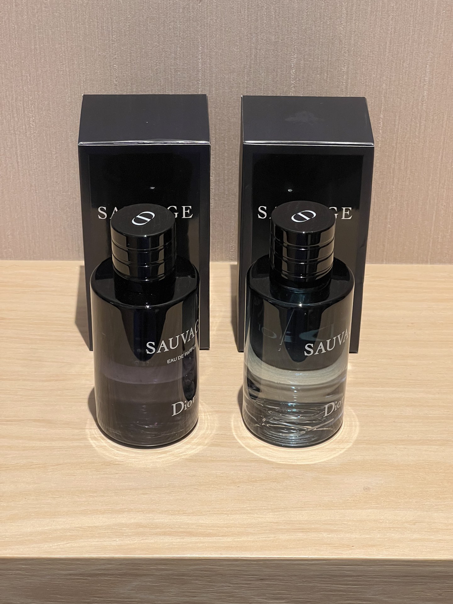 这款香水在任何一个场合使用都不会出错 2