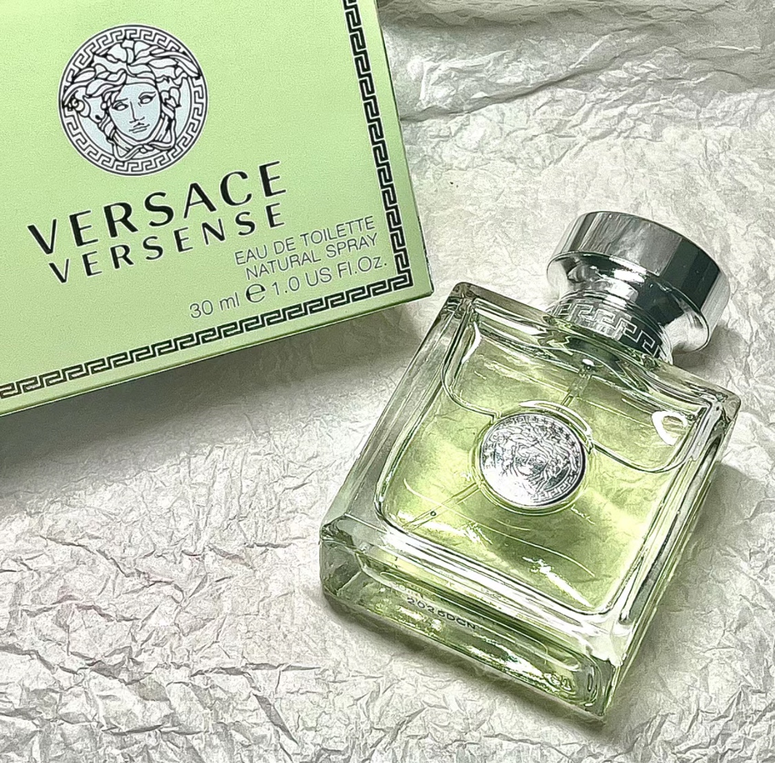 Versace fragrances, characterized by refined aesthetic design and - Comprehensive