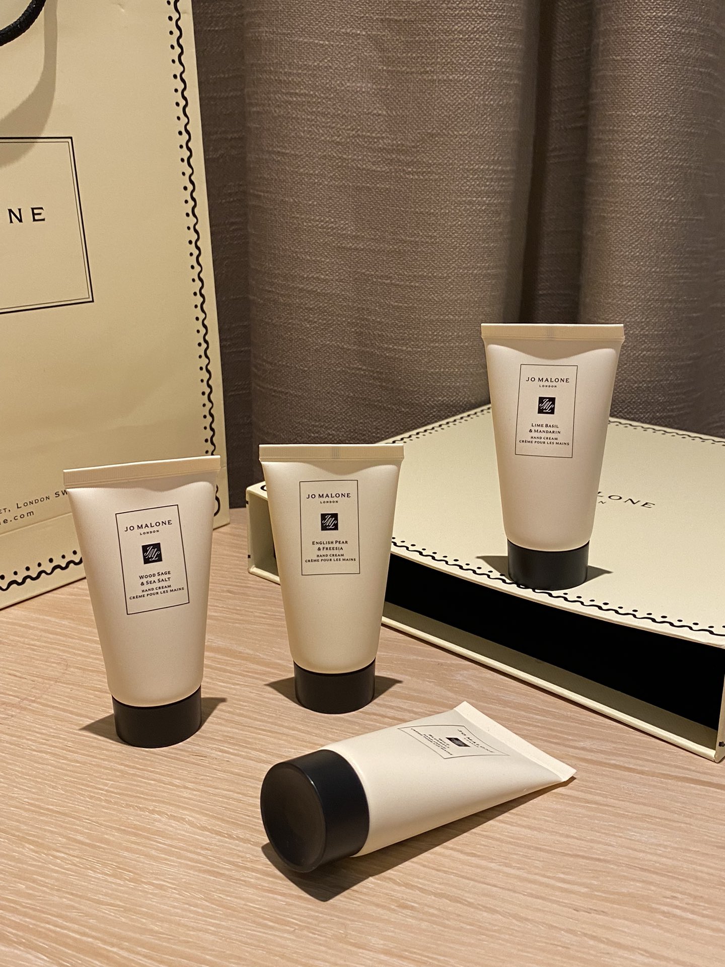 Sized for seamless portability in any handbag, each 50ml tube provides - Comprehensive