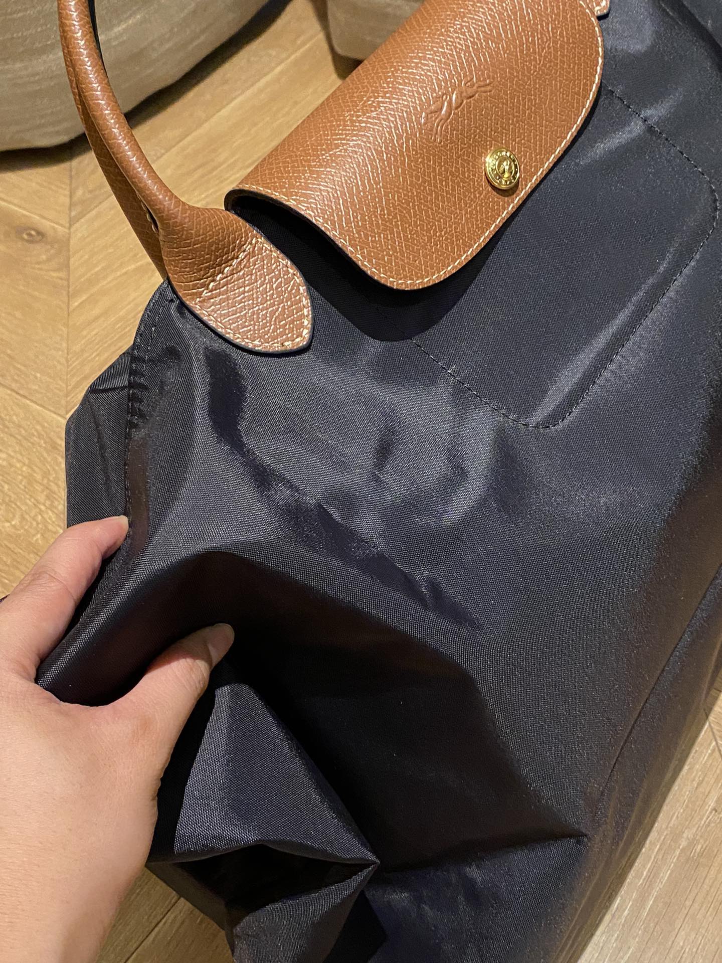 Longchamp ～ 重点感受面料 你们收到一定要好好感受下 zp面料绝对是有型的 zp配皮及走线