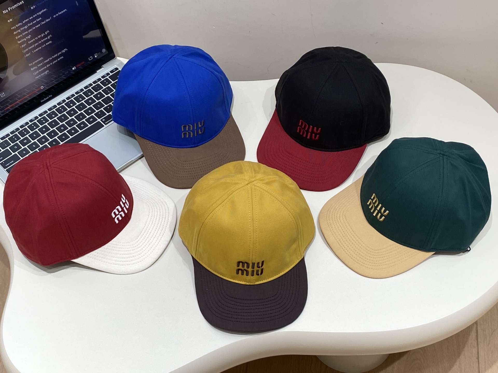 미우미우 모자 81440 Miu Miu Cap