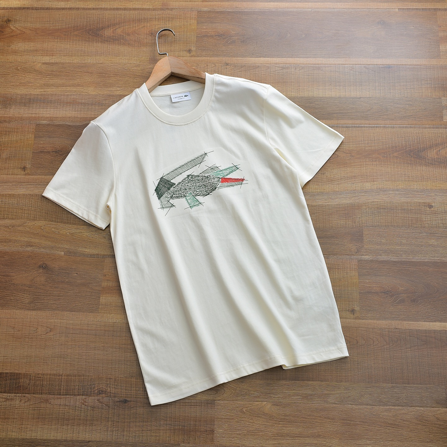 Lacoste Men's Spring Crew Neck Short Sleeve T-Shirt with Graphic Logo 5 i1741939341910 6340 0 6