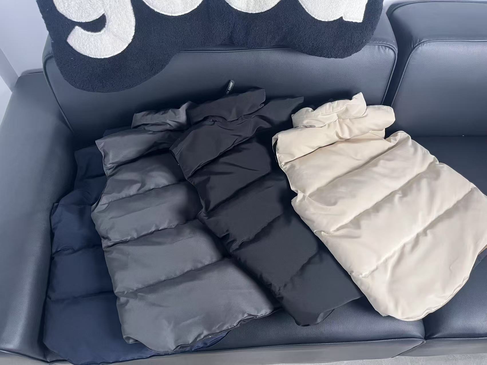 𝑪𝒂𝒏𝒂𝒅𝒂 𝑮𝒐𝒐𝒔𝒆加拿大鹅  合集展示图
颜色：黑色 藏青色 灰色 米白色