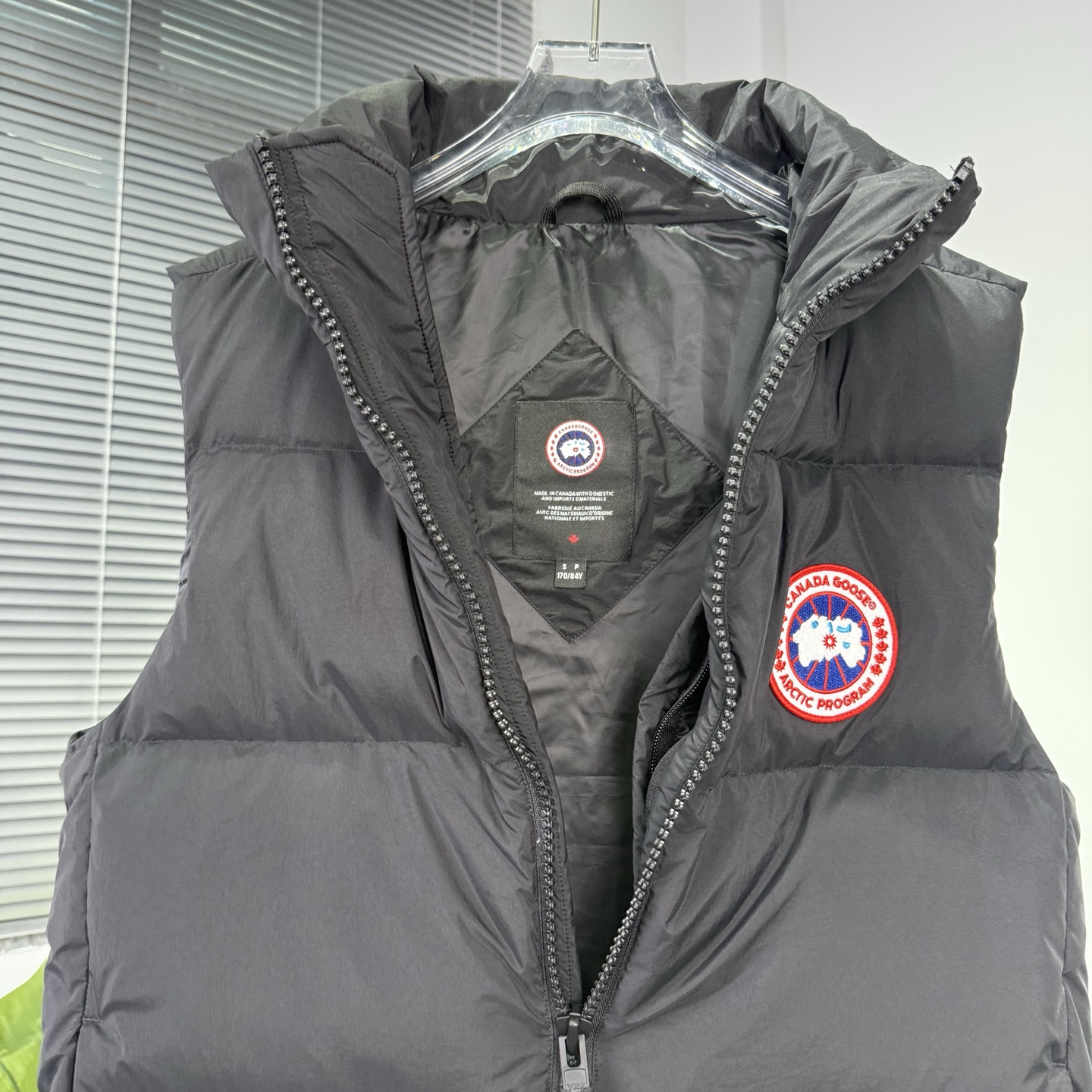 Canada Goose Lawrence Padded Gilet Vest - Durable & Quilted, All-Season Essential 6 i1757400028850 2967 0 4