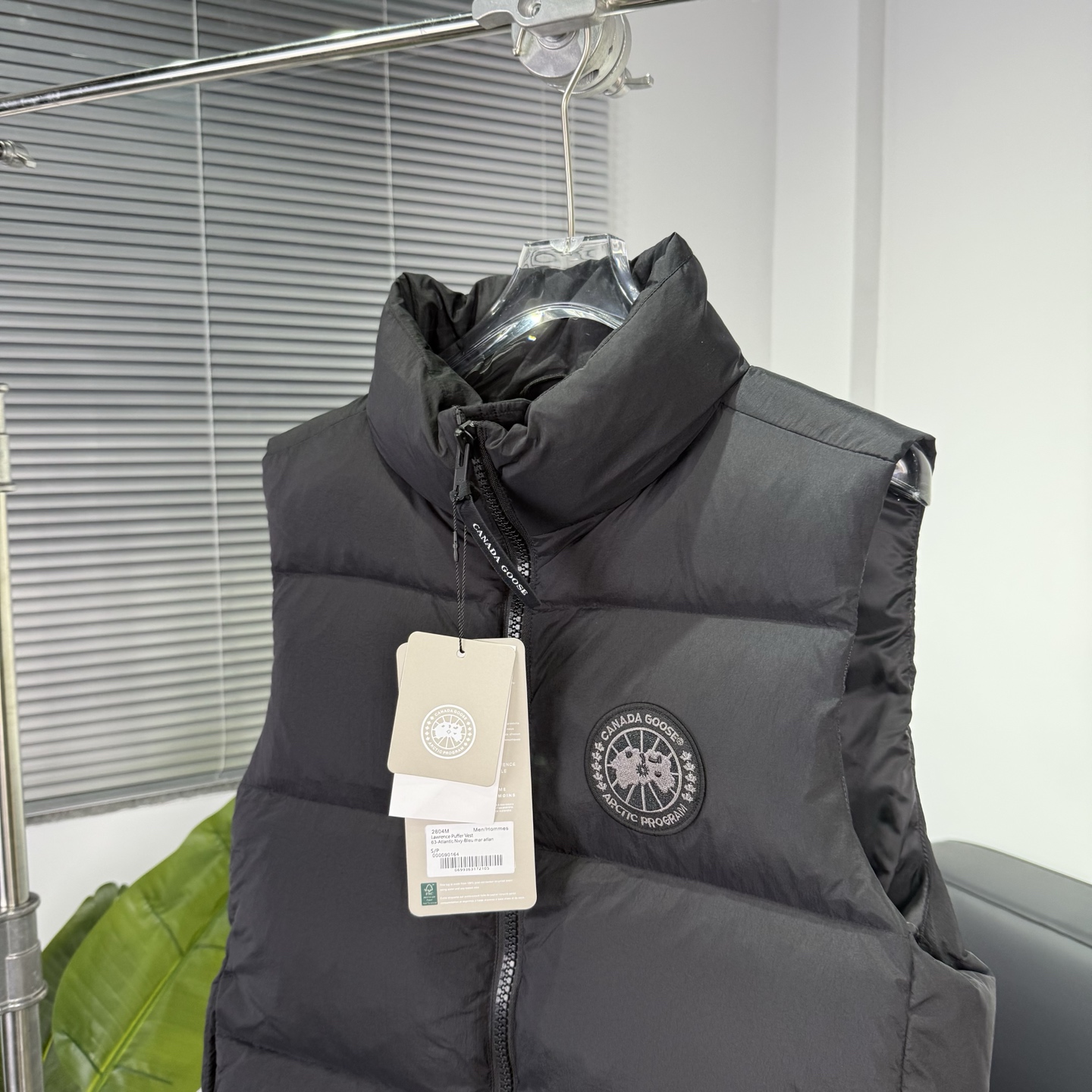 Canada Goose Lawrence Padded Gilet Lightweight Down Vest - Black 3 i1757425959265 6983 0 1