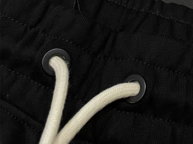 Fendi Logo Swirl Shorts with Pockets in Black Grey, Sizes S-XL - 图片 9