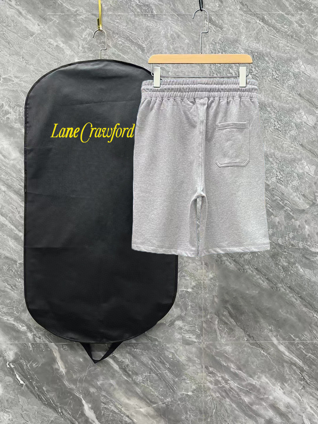 Fendi Logo Swirl Shorts with Pockets in Black Grey, Sizes S-XL - 图片 2