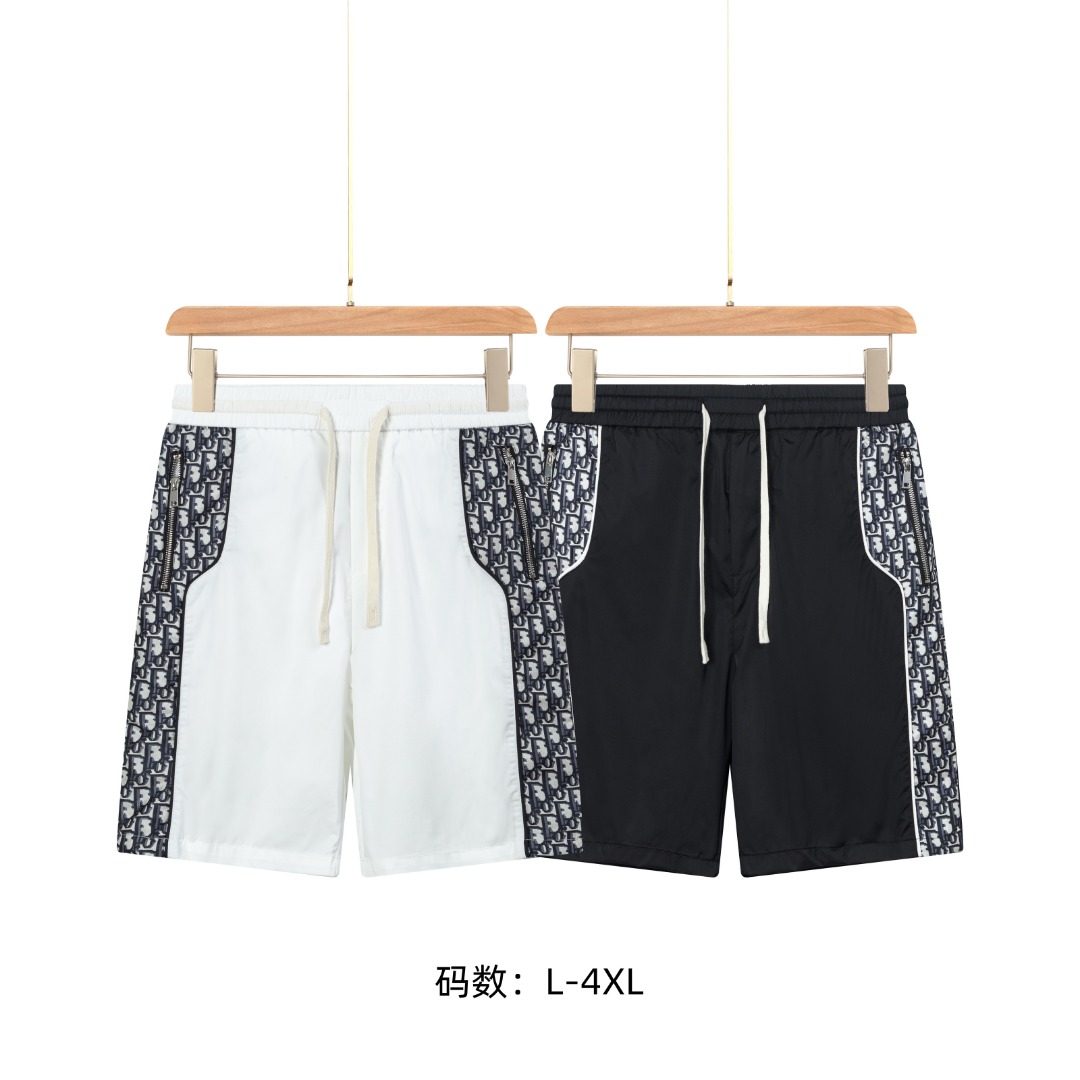 P95 迪奥 2025春夏季新款，最新休闲短裤。原版裤型上身休闲百搭、随性慵懒范，高级定制进口双面平纹纯棉弹力面料，订制工艺 舒适感爆棚。高端大气，夏天的味道有没有，首选 。L-4xL