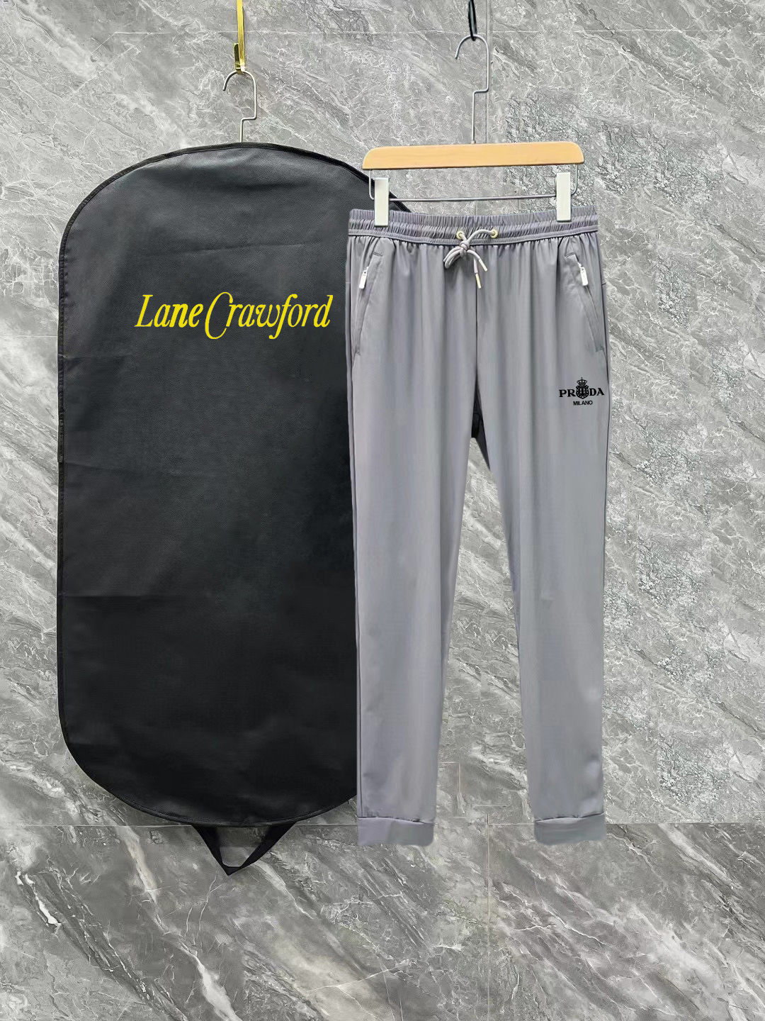 P125 El nuevo estilo de primavera y verano de Prada, pantalones finos deportivos y de ocio de dos colores de alta calid…