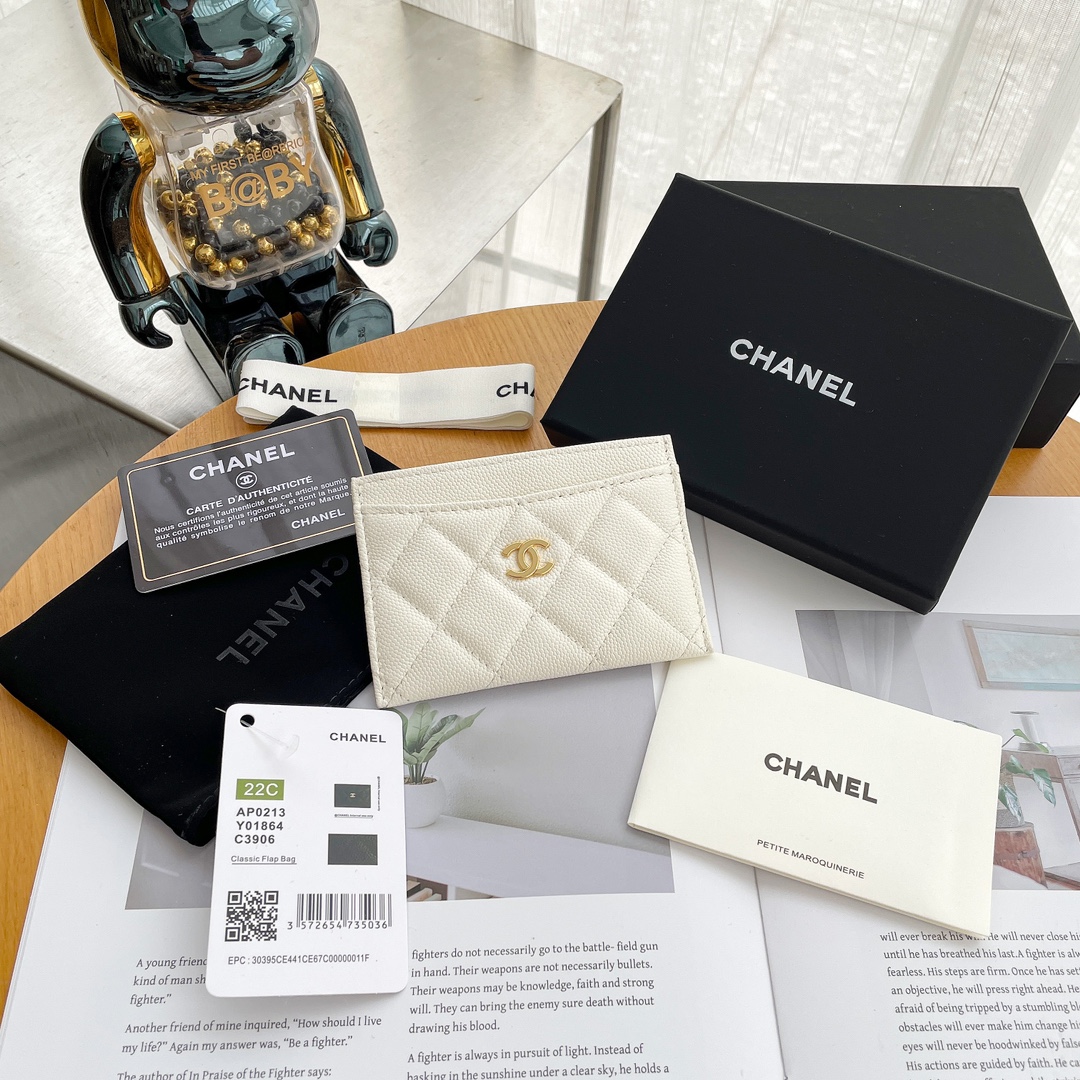 NO:177794,Grandma Xiang’s classic card bag, the smallest and most exquisite small card bag, recommended small items when you go out every day, can hold about 10 cards, and the capacity can be said to be very nice. Recommendation index A0213 Reference size 7.5/11/0.5cm, Chanel wallet, chanel, wallets19860909香奶奶经典卡包,最最最小巧精致的一款小卡包,日常出门力荐小单品,大概能装10张卡片,容量可以说很nice. 推荐指数 A0213 参考尺寸7.5/11/0.5cm,香奈儿钱包,chanel,wallets,Bag