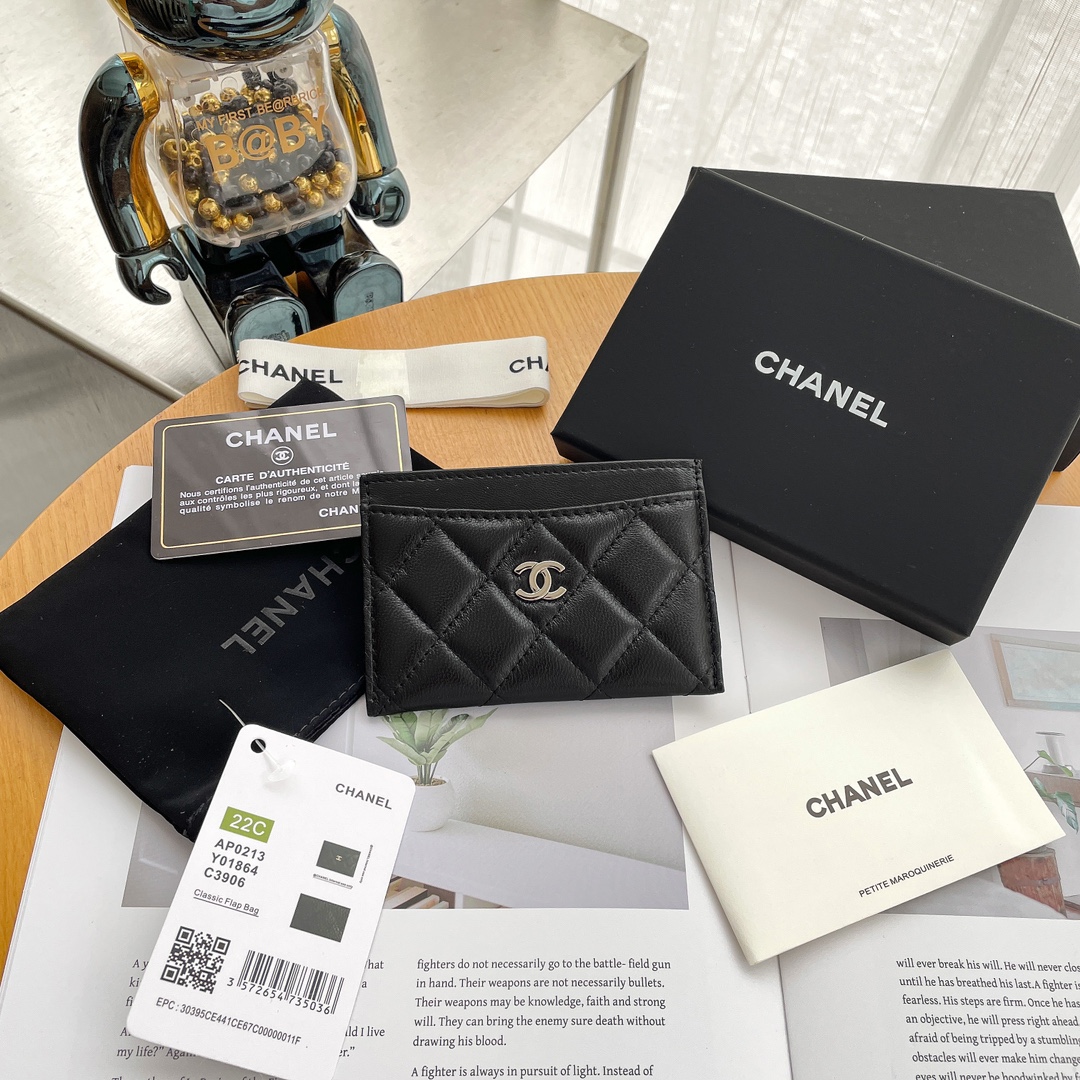 NO:177788,Grandma Xiang’s classic card bag, the smallest and most exquisite small card bag, recommended small items when you go out every day, can hold about 10 cards, and the capacity can be said to be very nice. Recommendation index A0213~ Reference size 7.5/11/0.5cm, Chanel wallet, chanel, wallets19860909香奶奶经典卡包,最最最小巧精致的一款小卡包,日常出门力荐小单品,大概能装10张卡片,容量可以说很nice. 推荐指数 A0213～ 参考尺寸7.5/11/0.5cm,香奈儿钱包,chanel,wallets,Bag