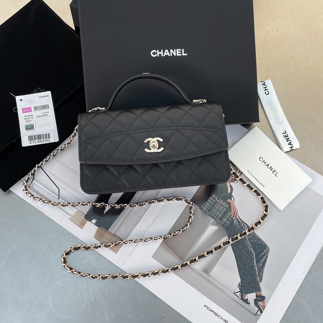 NO:185774,Authentic Granny 25c Early Spring Series Organ Bag, Classic Black and White Caviar Cowhide with a little retro appearance design, the small logo on the handle is the finishing touch, I love you... Model A2 J Size 18/11/6, CHANEL, chanel, cowhide19860909正品级 香奶奶25c早春系列风琴包,经典黑白两色鱼子酱牛皮搭配一点点的复古外观设计,手柄的小Logo更是点睛之笔,爱了爱了…… 型号A2  J 尺寸18/11/6,CHANEL,chanel,cowhide,Bag