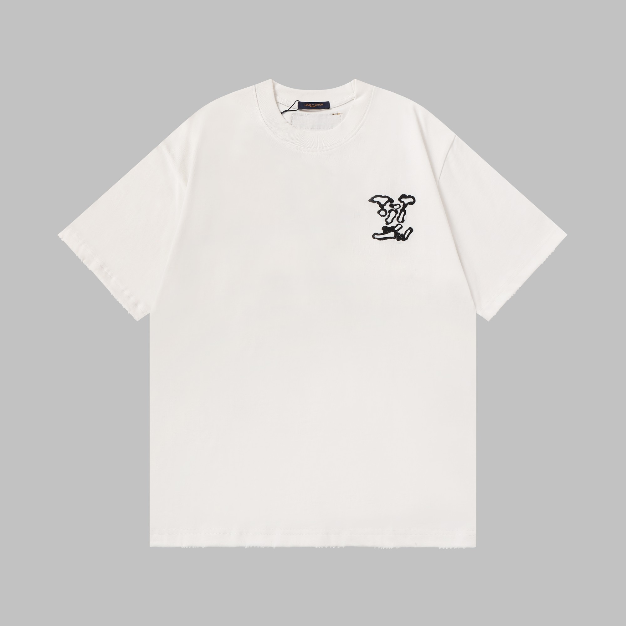 P95 Alta calidad, camiseta LV de algodón puro pesado de 400g con bordado, estilo de alta calle, corte oversize holgado,…