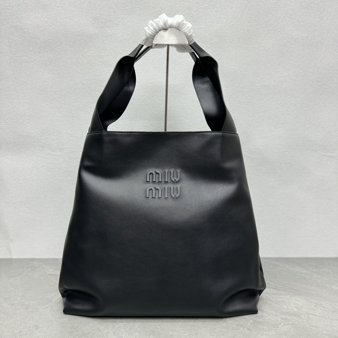 P880 Miumiu 5BC119 bolso hobo de cuero nuevo, simple y versátil, muestra encanto clásico y expresa vitalidad moderna y …