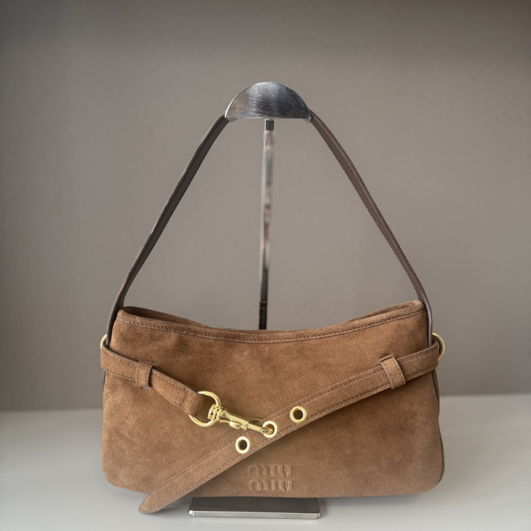 P690 5BC182, nuevo bolso de hombro vintage de gran éxito, confeccionado en piel de gamuza nueva, suave y de alta calida…