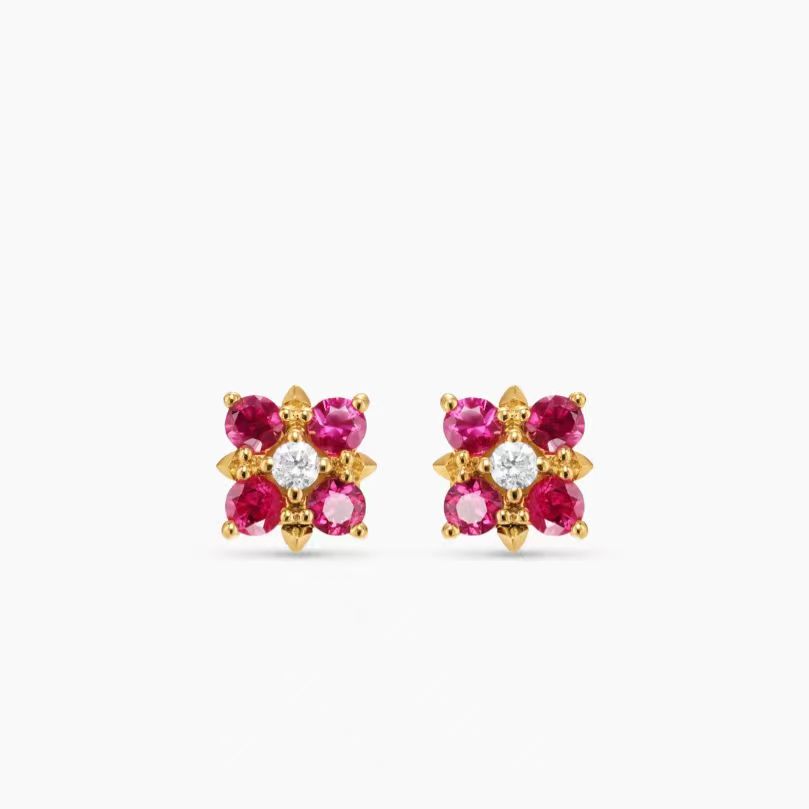 NO:879598,David Yurman 8.7mm gold small red diamond pyramid stud earrings., fine jewelry19860909David Yurman 8.7mm金色小号红钻金字塔耳钉 .,饰品精品,Jewelry