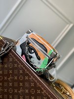 Louis Vuitton LV Soft Trunk High
 Handbags Crossbody & Shoulder Bags 7 Star Quality Designer Replica
 White Printing Canvas Chains M23144