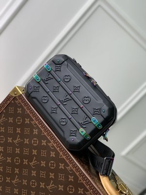 Louis Vuitton Bags Handbags Black Cowhide M2193521950