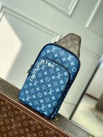 Louis Vuitton LV Avenue Flawless
 Belt Bags & Fanny Packs Crossbody & Shoulder Bags Blue Damier Graphite Canvas Casual M23782