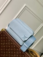 Every Designer
 Louis Vuitton Cheap
 Messenger Bags Blue Light Cowhide Fabric Fall/Winter Collection M23710