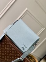 Louis Vuitton Messenger Bags Blue Light Cowhide M23709