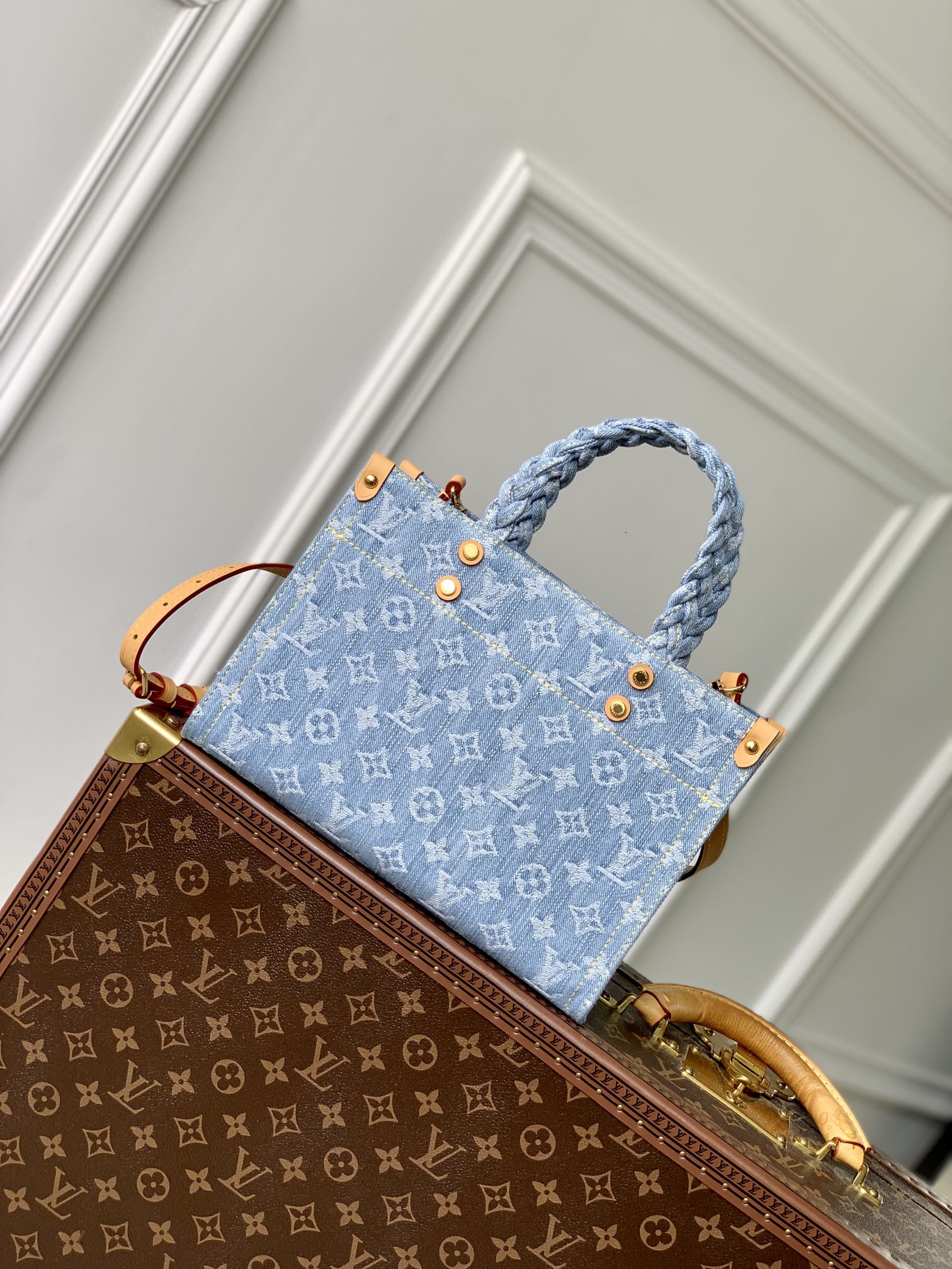 Louis Vuitton LV Onthego Handbags Tote Bags Blue Weave Cowhide Denim Summer Collection