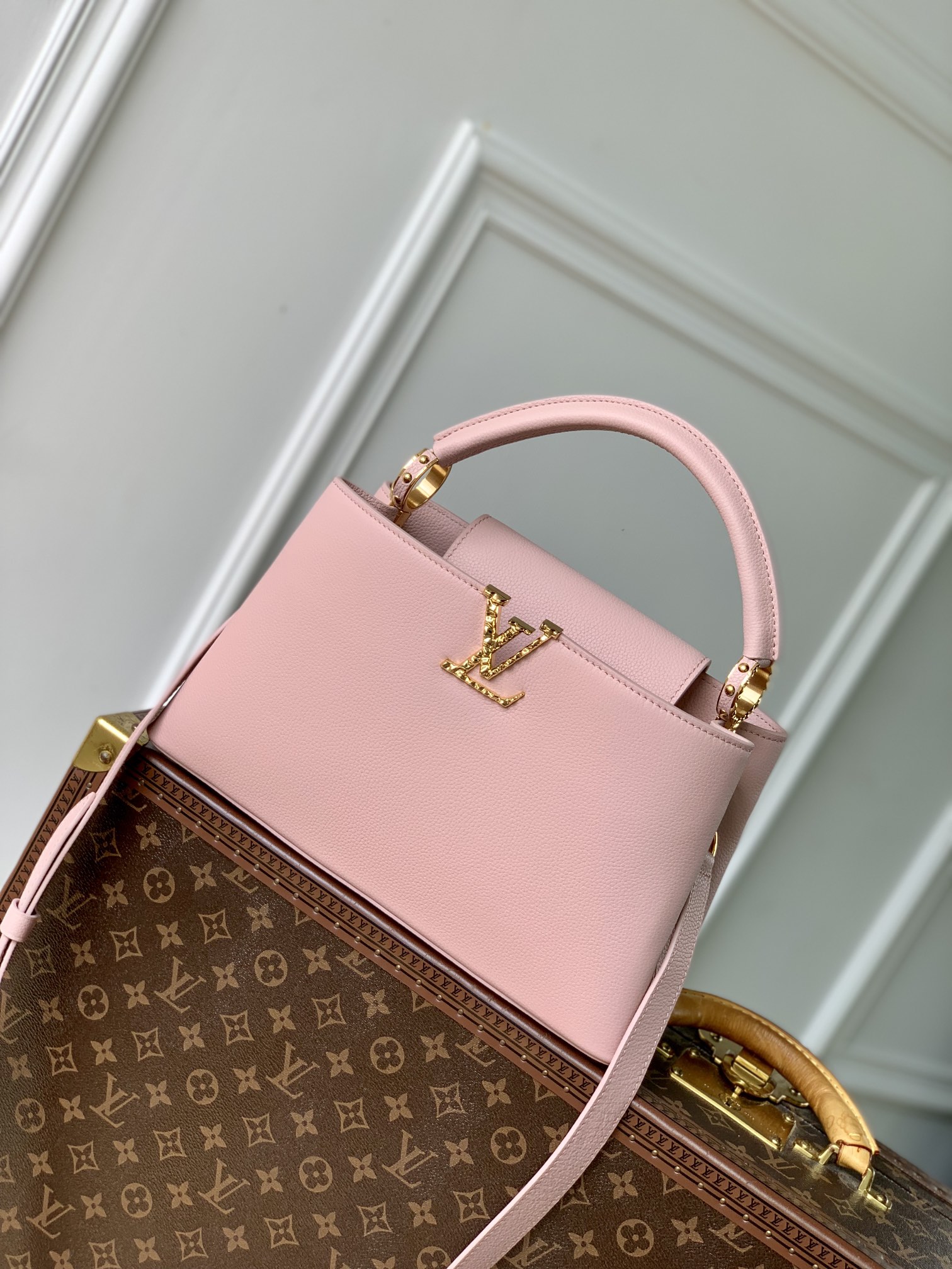 Louis Vuitton LV Capucines Tassen handtassen Replica verkoop online
 Roze Koeienhuid