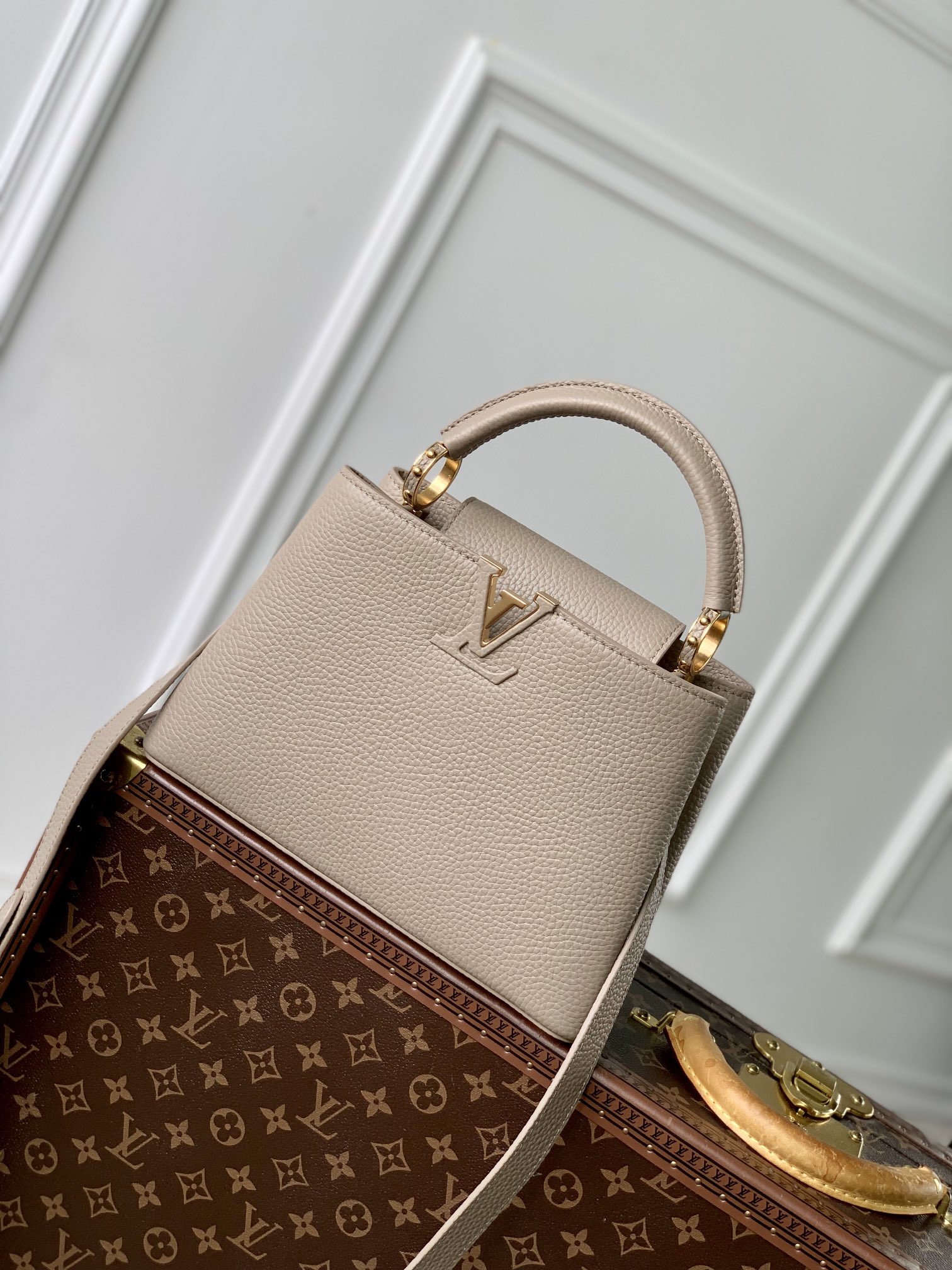 for sale online
 Louis Vuitton LV Capucines Bags Handbags Taurillon Cowhide M24727