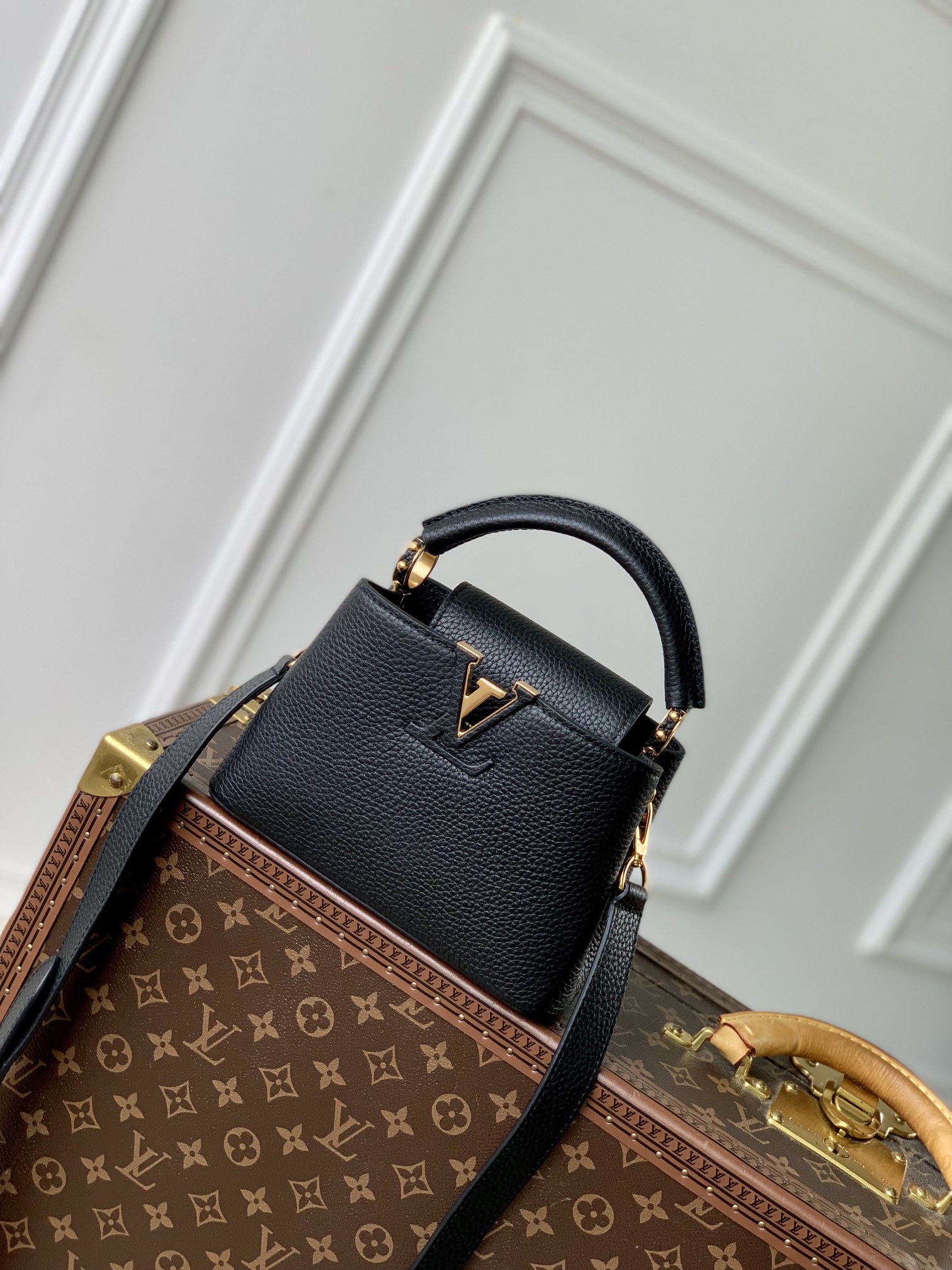 Louis Vuitton LV Capucines Bags Handbags Black Taurillon Cowhide Mini M24727