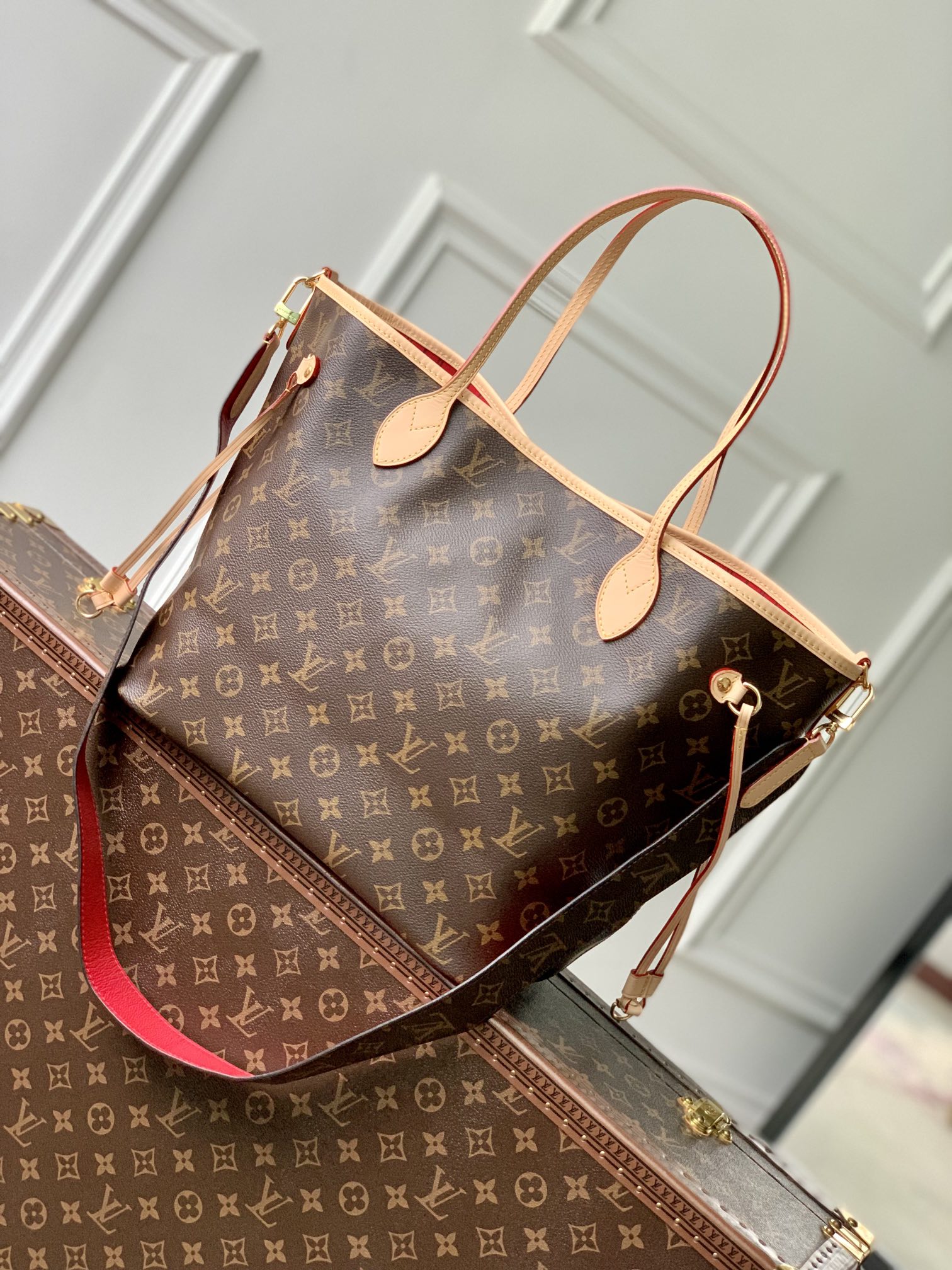 Louis Vuitton Rood Monogram Canvas Stof M12096