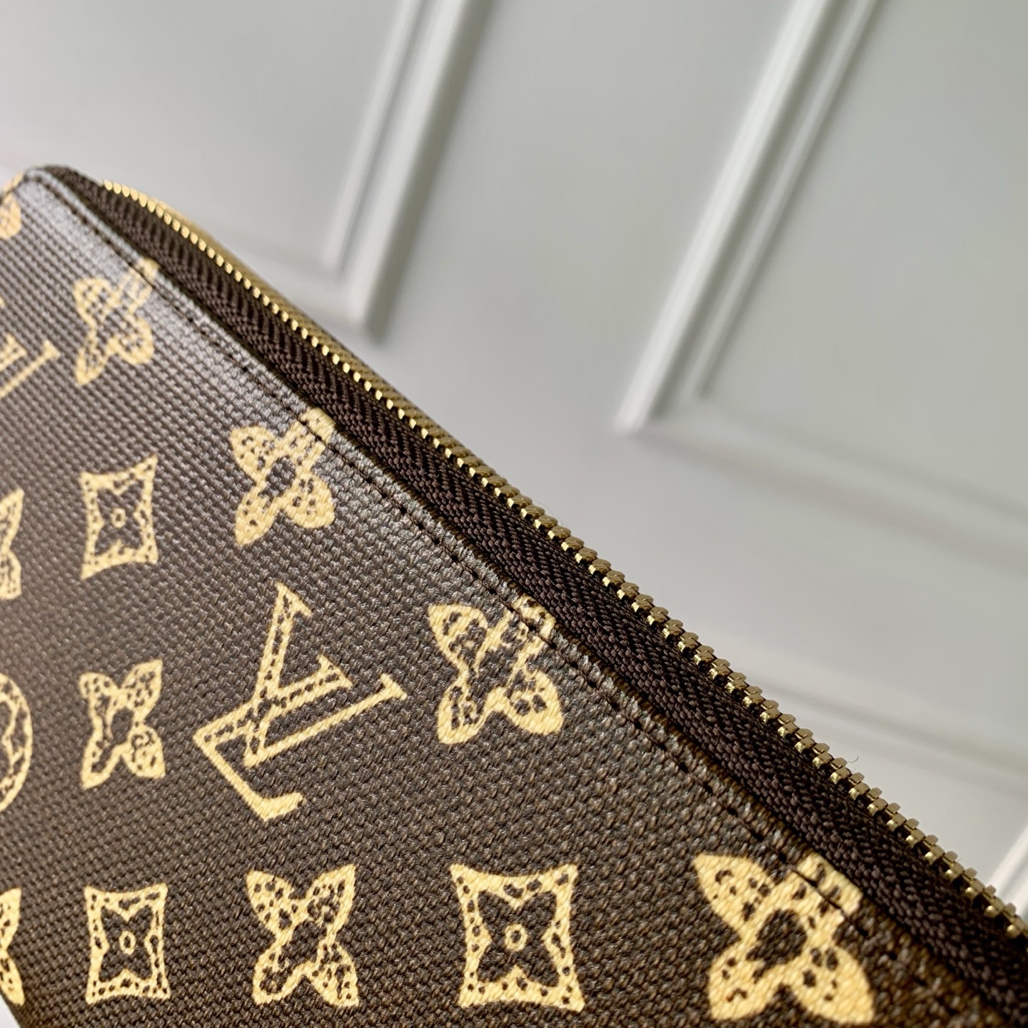 LV Style Brown Leather Wallet Bags detail image 4 from source 770225