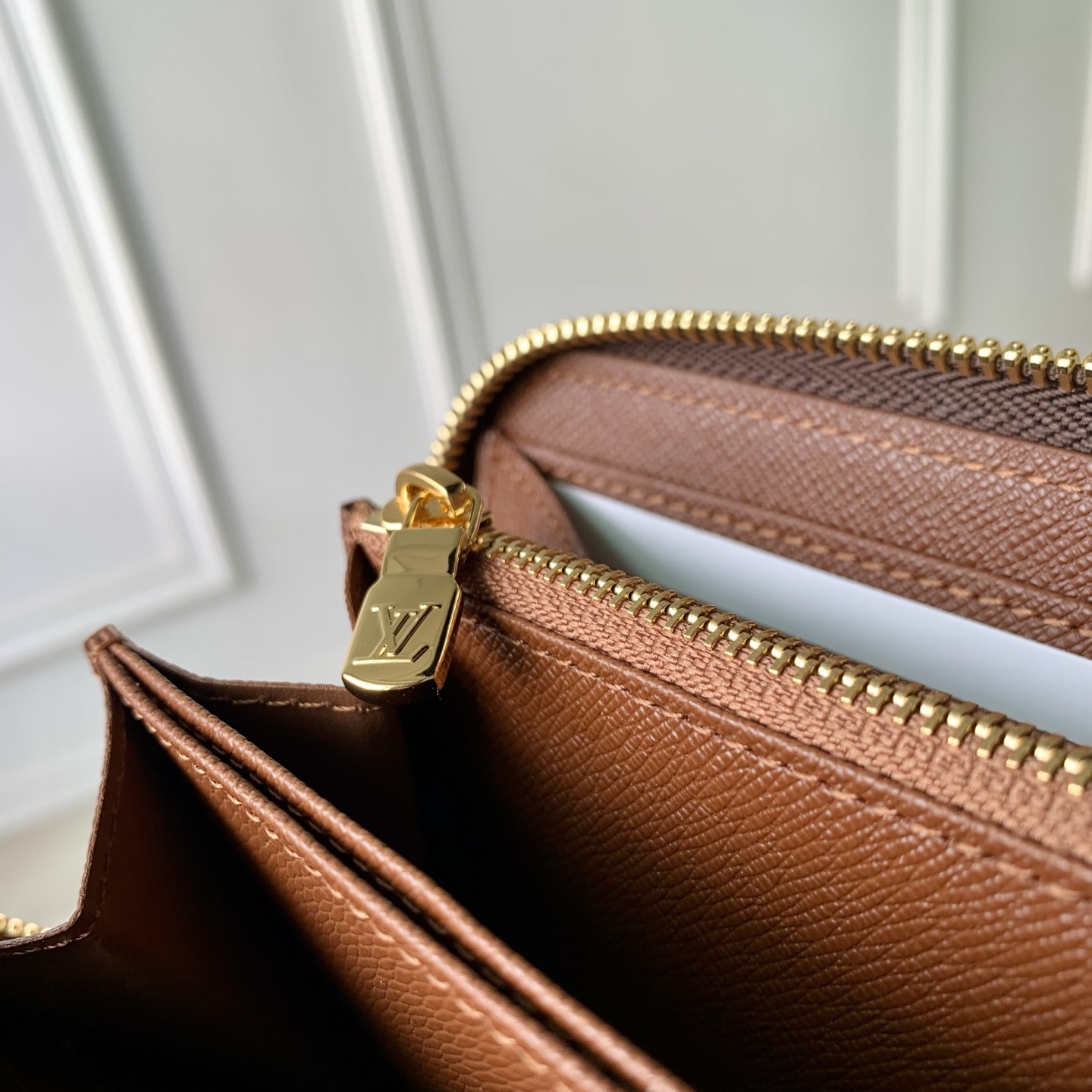 LV Style Brown Leather Wallet Bags detail image 6 from source 770225