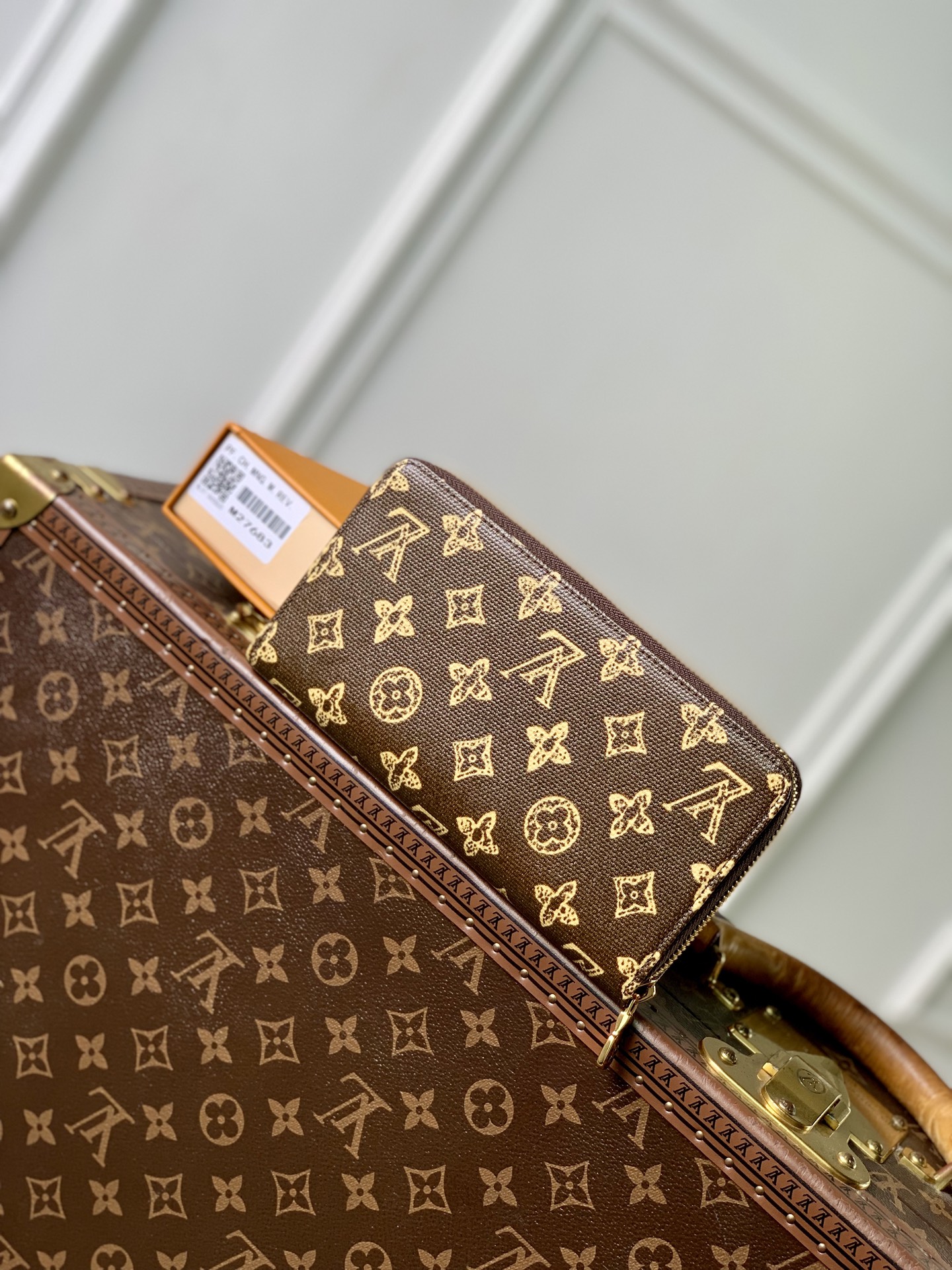 LV Style Brown Leather Wallet Bags detail image 2 from source 770225