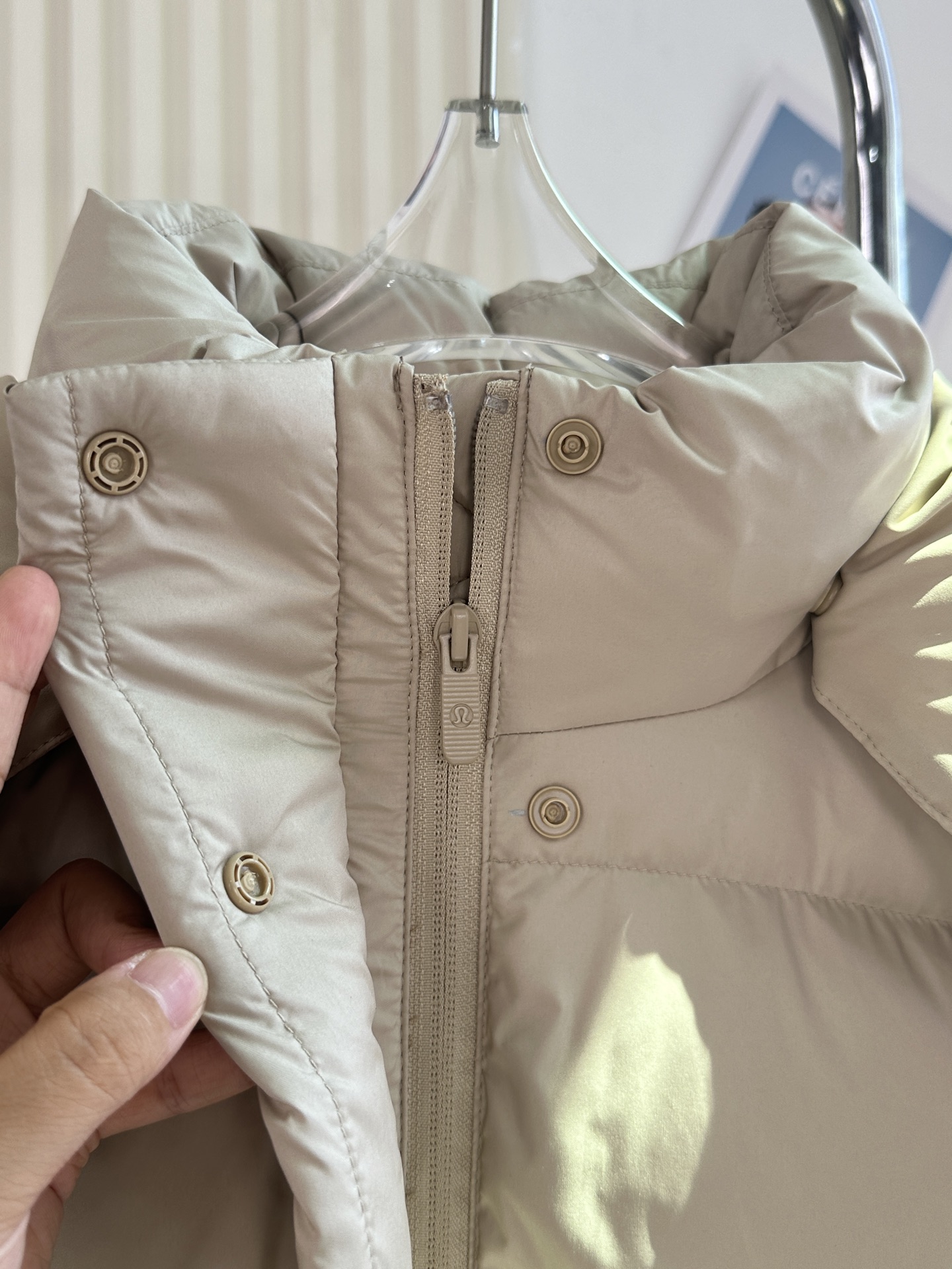 Lululemon Wunder Puff jacket everyday beige yoga