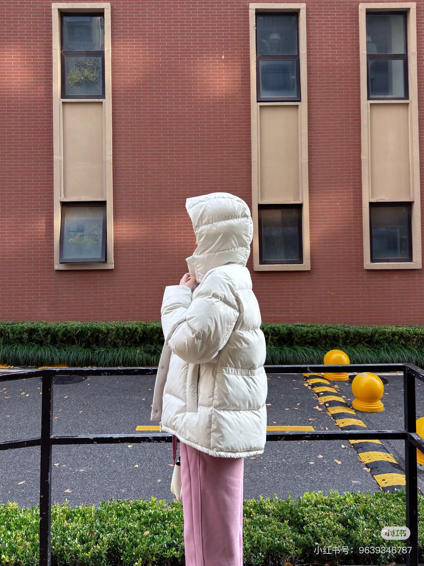 Lululemon jacket lounge bone white yoga