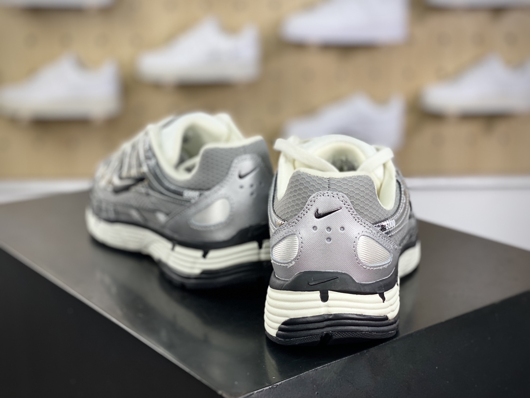 220 耐克Nike P-6000"Metallic Silver"系列低帮慢跑鞋“金属液态银黑”CN0149-001