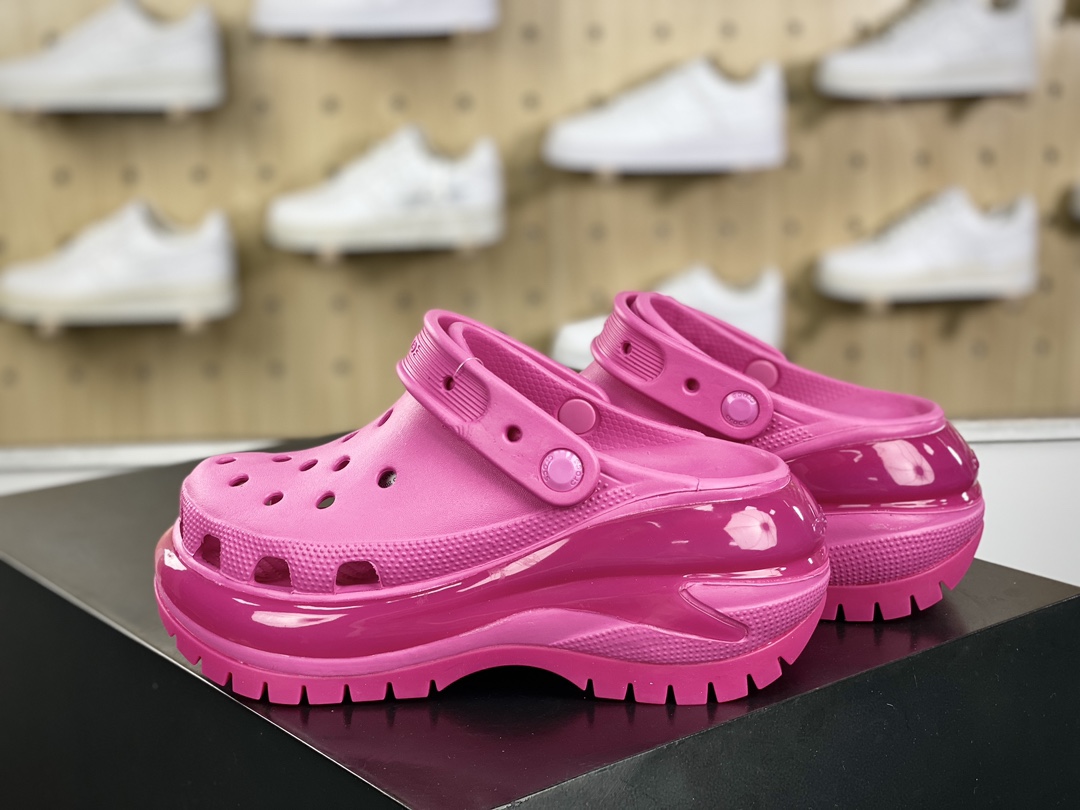 170 Crocs Classic Mega Crush Clog Sandals 梅加系列光轮洞洞拖鞋式凉鞋“TPU火龙果粉”207988-6UB